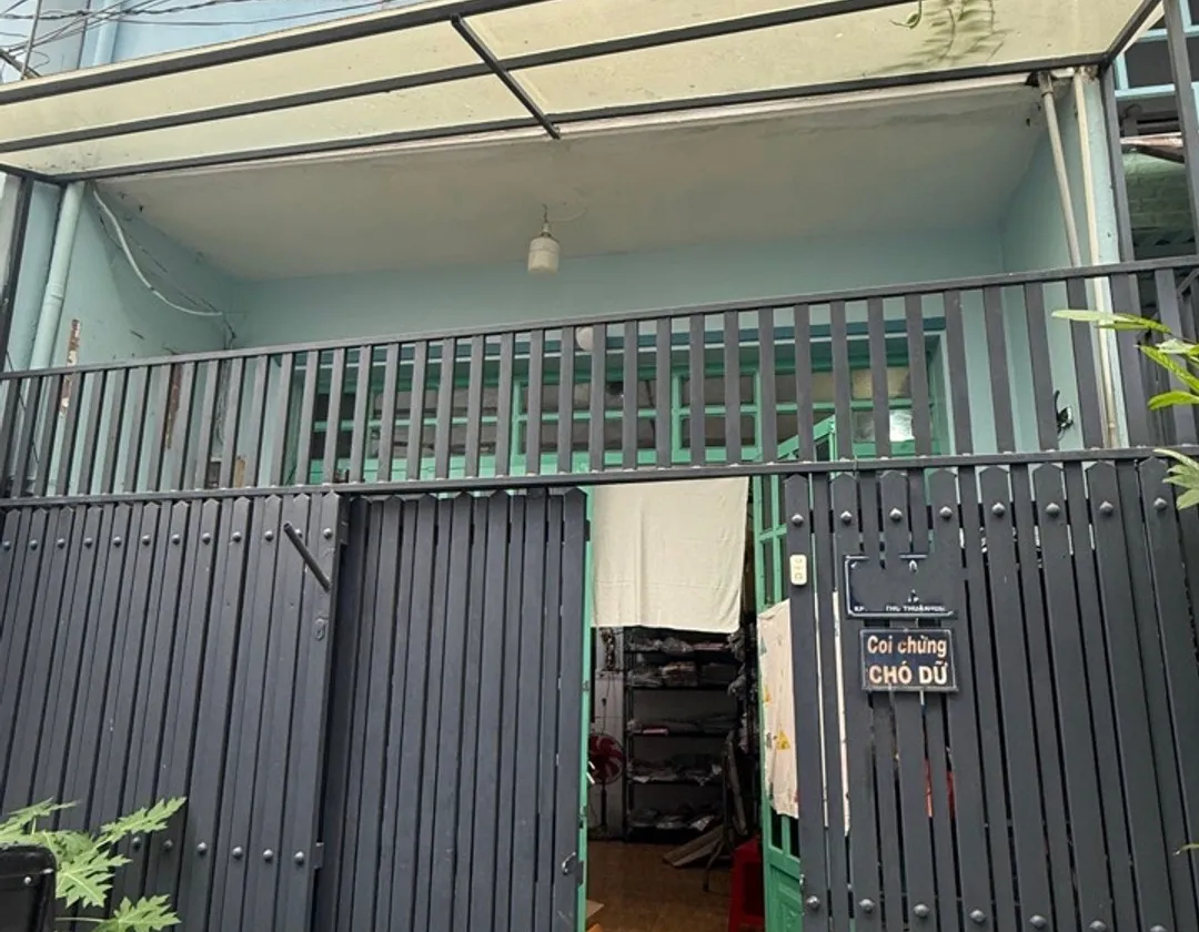 Bán nhà riêng 2 tầng 39m2 Phú Thuận Quận 7 hẻm thông thoáng... Bán nhà riêng tại Tân Thuận, Hồ Chí Minh 01