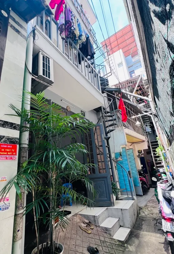💰 4,45 TỶ | NHÀ 3 TẦNG NGAY CỔNG ĐH CÔNG THƯƠNG – TÂN PHÚ
📍 40m² | 4 × 10m | Vị trí thuận tiện, p... Bán nhà riêng tại Tây Thạnh, Hồ Chí Minh 01