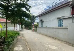 BDS căn nhà MẶT HỒ - trung tâm BỒ ĐỀ - 9.x TỶ ( có thương lượng)... Bán đất tại Thạch Thất, Hà Nội 01