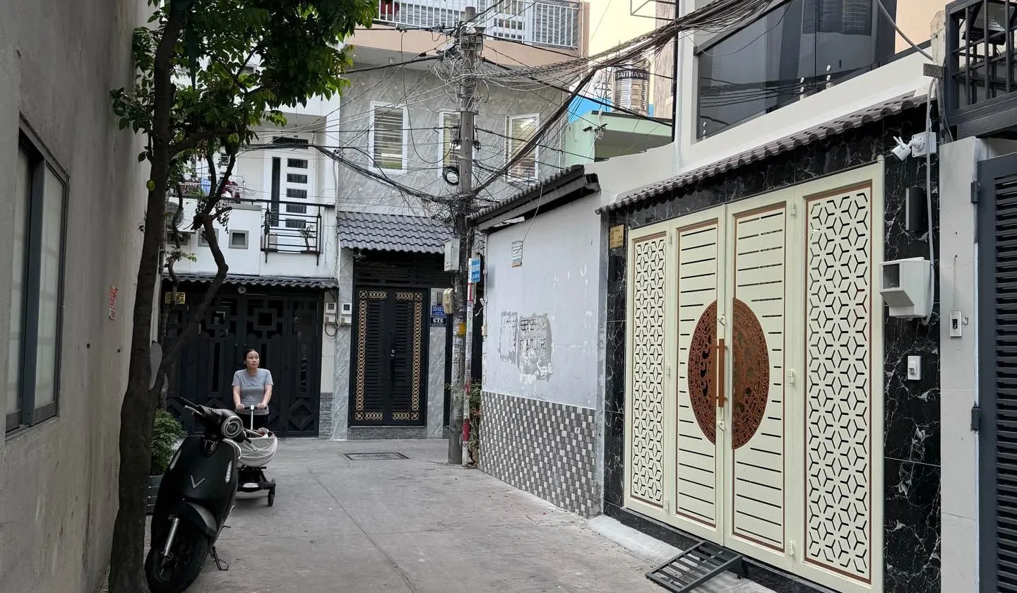 Nhà mới đẹp 3 tầng tại Tây Thạnh, không gian yên tĩnh... Bán nhà riêng tại Tây Thạnh, Hồ Chí Minh 01