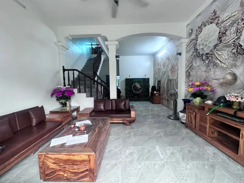 Nhà 3 tầng full nội thất tại Hưng Yên, giá tốt cho gia đình trẻ... Bán nhà riêng tại Triệu Việt Vương, Hưng Yên 01