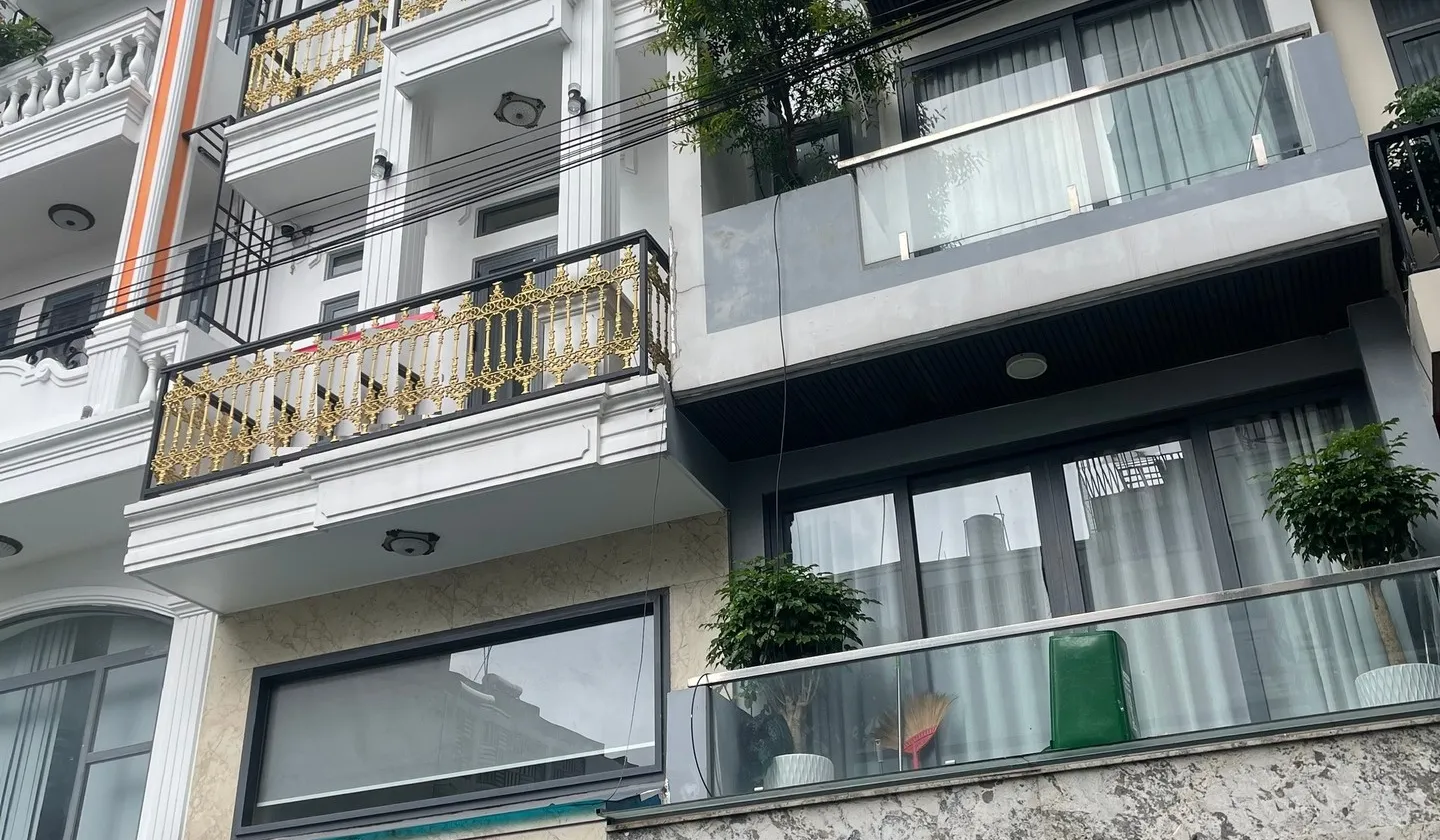 Nhà phố 5 tầng sang trọng tại An Hội Tây – Cơ hội sở hữu duy nhất với giá 9,3 tỷ... Bán nhà riêng tại An Hội Tây, Hồ Chí Minh 01