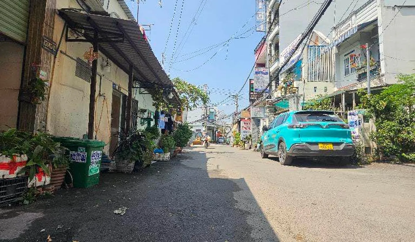 Nhà 2 tầng mới giá tốt tại Bình Hưng Hoà, Bình Tân... Bán nhà riêng tại Bình Hưng Hòa, Hồ Chí Minh 01
