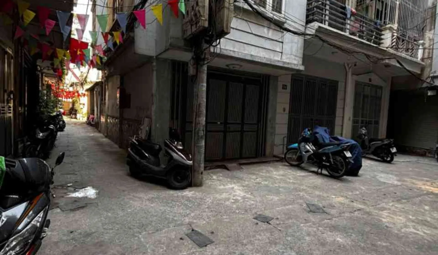 Bán nhà riêng 5 tầng 30m2 khu Trần Khát Chân giá 5.85 tỷ... Bán nhà riêng tại Vĩnh Tuy, Hà Nội 01
