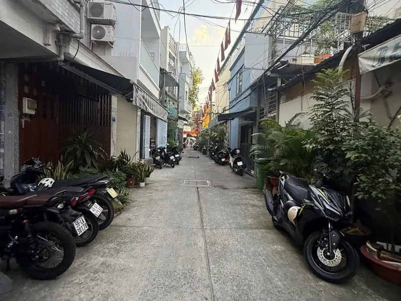 Nhà 5 tầng mới toanh hẻm Lê Hồng Phong - Quận 10... Bán nhà riêng tại Vườn Lài, Hồ Chí Minh 01