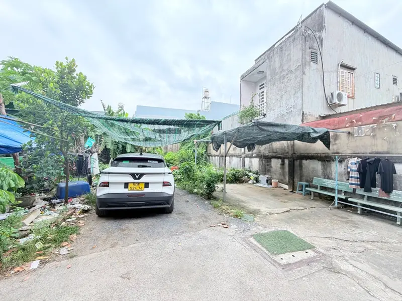 Bán đất 81.4m2 hướng Nam phường Long Trường Quận 9 giá 3.7 tỷ... Bán đất tại Long Trường, Hồ Chí Minh 01