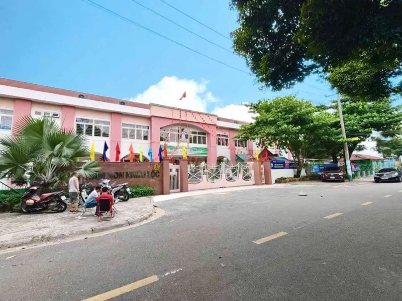 NHÀ MẶT TIỀN NỘI BỘ 12M – PHAN ĐÌNH PHÙNG - TÂN PHÚ - 4 TẦNG BTCT – 68M²... Bán nhà riêng tại Phú Thọ Hòa, Hồ Chí Minh 01