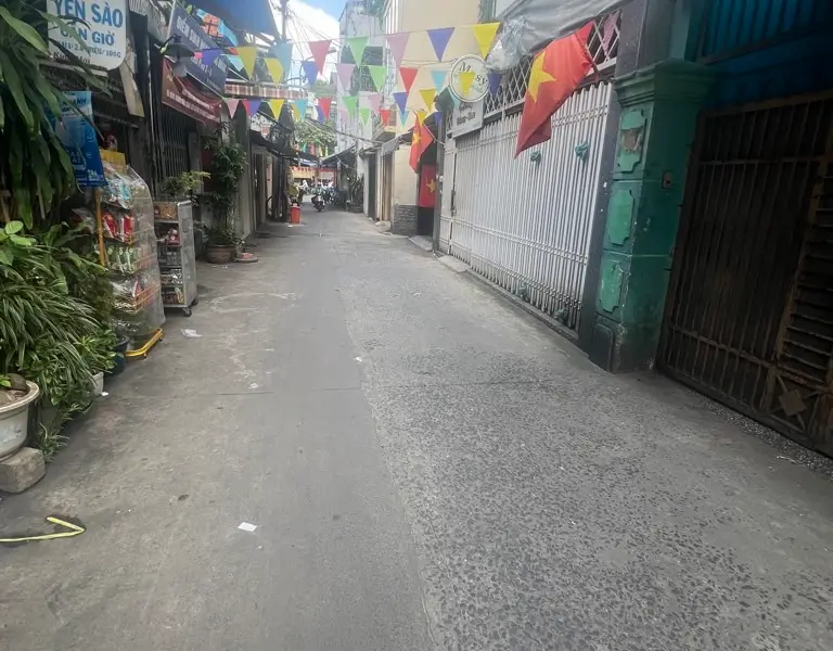 Bán nhà riêng 4 tầng tại Phường 1, Quận 8, diện tích gần 100m2, giá 12 tỷ 0948769331... Bán nhà riêng tại Chánh Hưng, Hồ Chí Minh 01