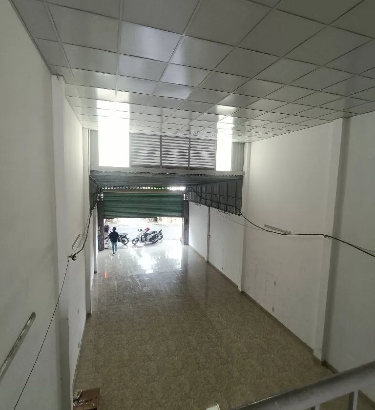 MẶT TIỀN LÊ THỊ HỒNG GẤM – 6,3×26M – TRỆT TRỐNG SUỐT – 8 TỶ... Bán nhà mặt phố tại Hóc Môn, Hồ Chí Minh 01