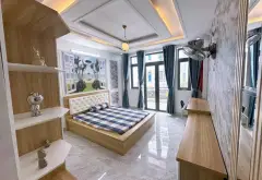 HẺM XE HƠI - 5 TẦNG BTCT - NHÀ MỚI TẶNG FULL NỘI THẤT

Hẻm 138.Nguyễn Duy Cung 68m2 5 tầng 7.8 tỷ... Bán nhà riêng tại An Hội Tây, Hồ Chí Minh 06