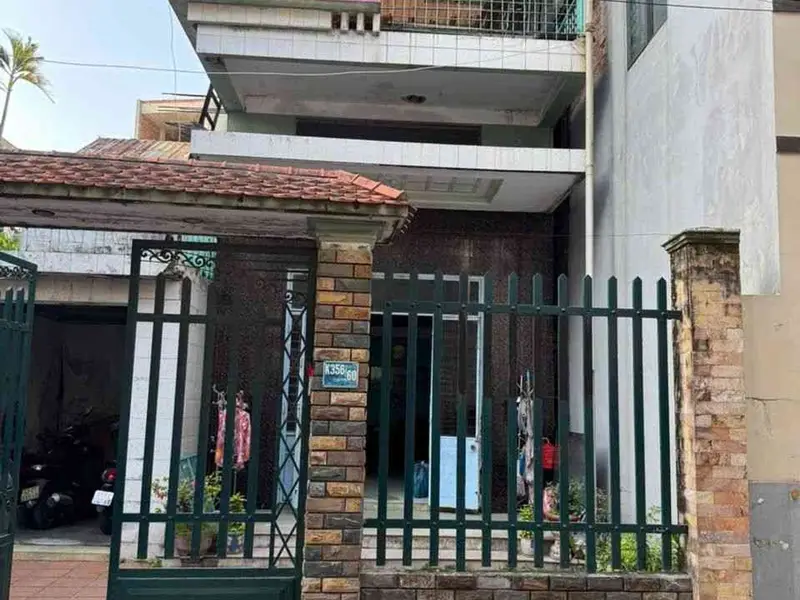 Cơ hội vàng sở hữu nhà 2 tầng 2 mặt kiệt Hoàng Diệu vị trí đắc địa... Bán nhà riêng tại Hòa Cường, Đà Nẵng 01