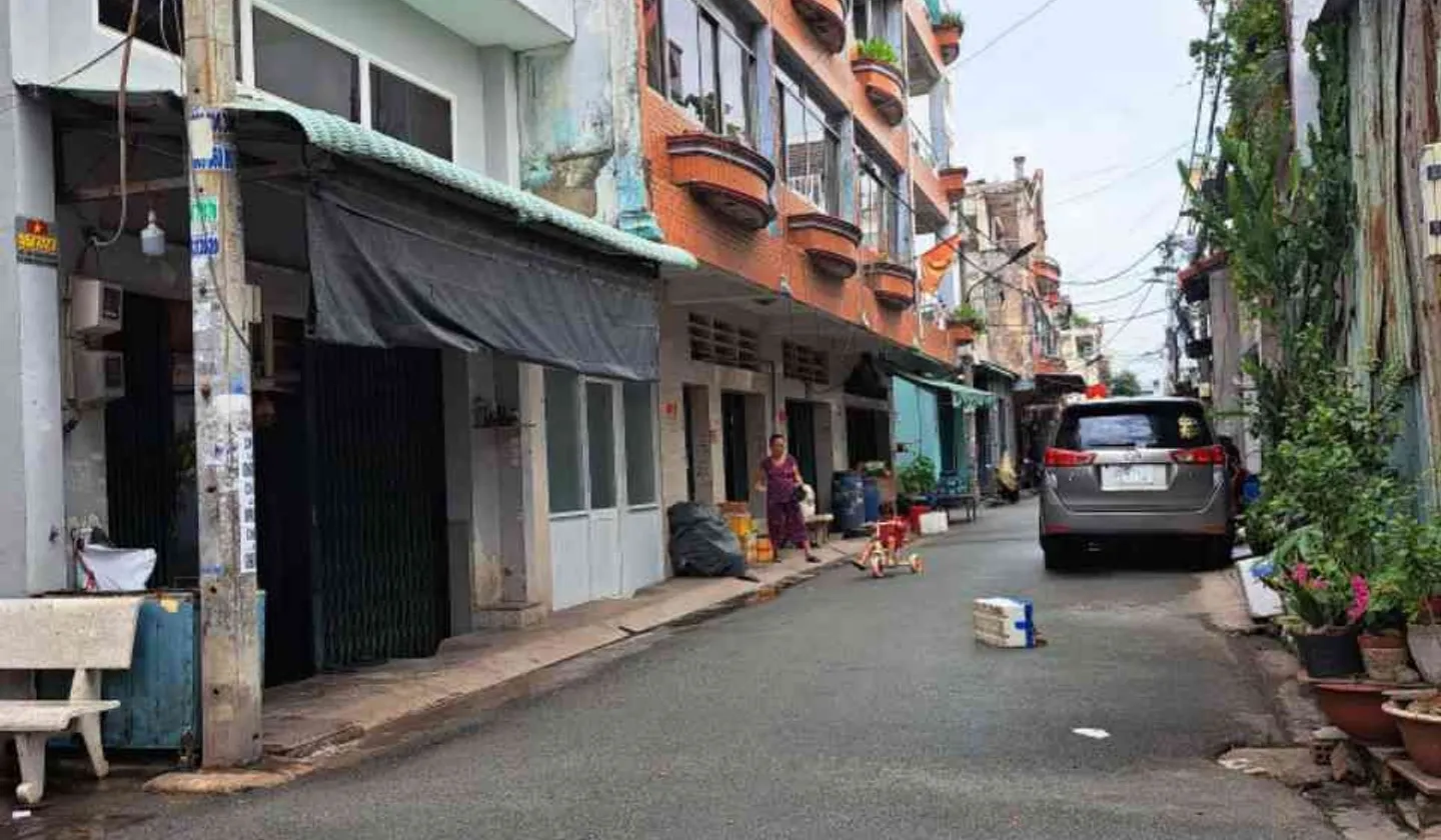 Nhà đẹp Bình Tân, không gian sống tiện nghi, vào ở liền... Bán nhà riêng tại Bình Tân, Hồ Chí Minh 01