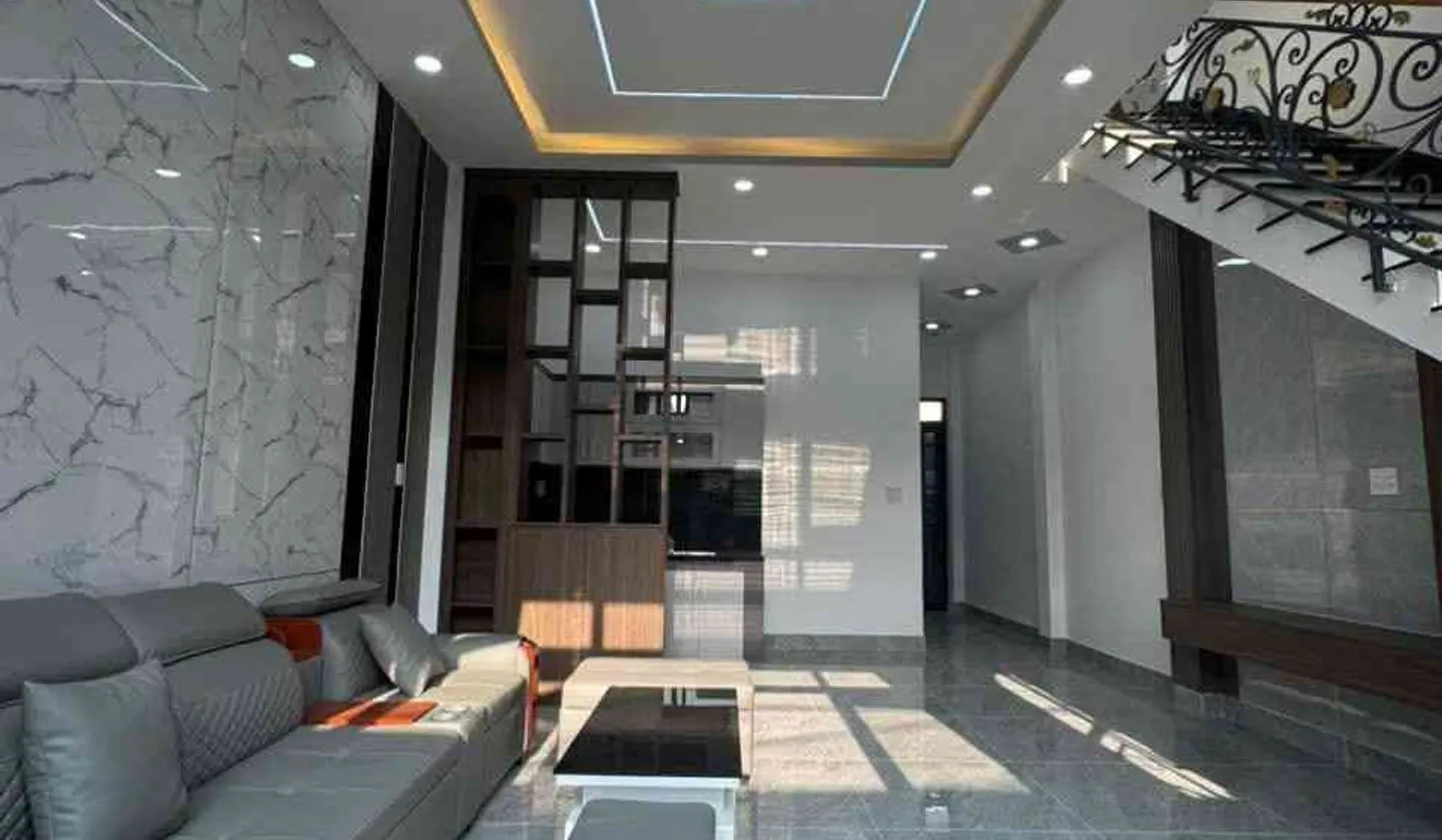 Bán nhà riêng 2 tầng tại xã Xuân Thới Sơn, diện tích 52,6 m2, thích hợp ở ngay... Bán nhà riêng tại Xuân Thới Sơn, Hồ Chí Minh 01