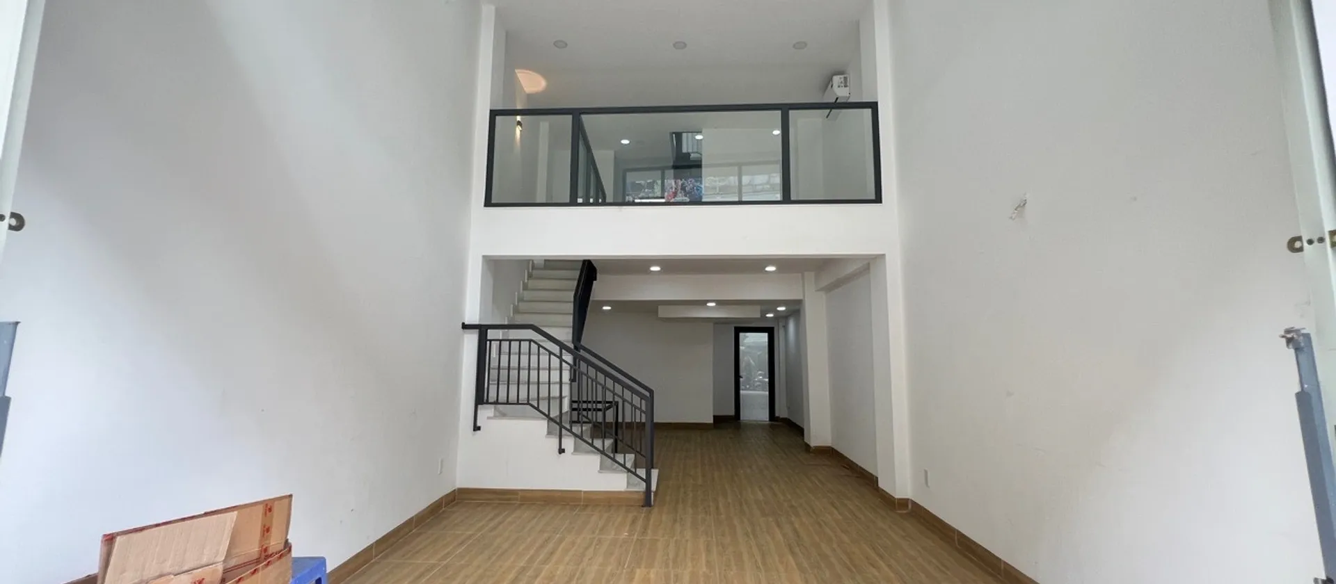 Nhà phố 7 tầng thang máy ngay chợ sầm uất quận 11... Bán nhà mặt phố tại Chợ Lớn, Hồ Chí Minh 01