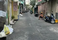 🏡 Nhà 4 tầng HXH 8m – Ông Ích Khiêm, Q.11
	•	Diện tích: 4 x 28m... Bán nhà riêng tại Hòa Bình, Hồ Chí Minh 01