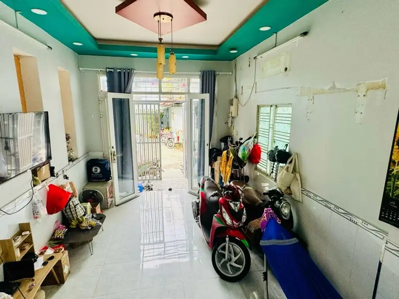 Nhà 2 tầng gần Phạm Thế Hiển, diện tích 46m2, giá 5.6 tỷ... Bán nhà riêng tại Bình Đông, Hồ Chí Minh 01