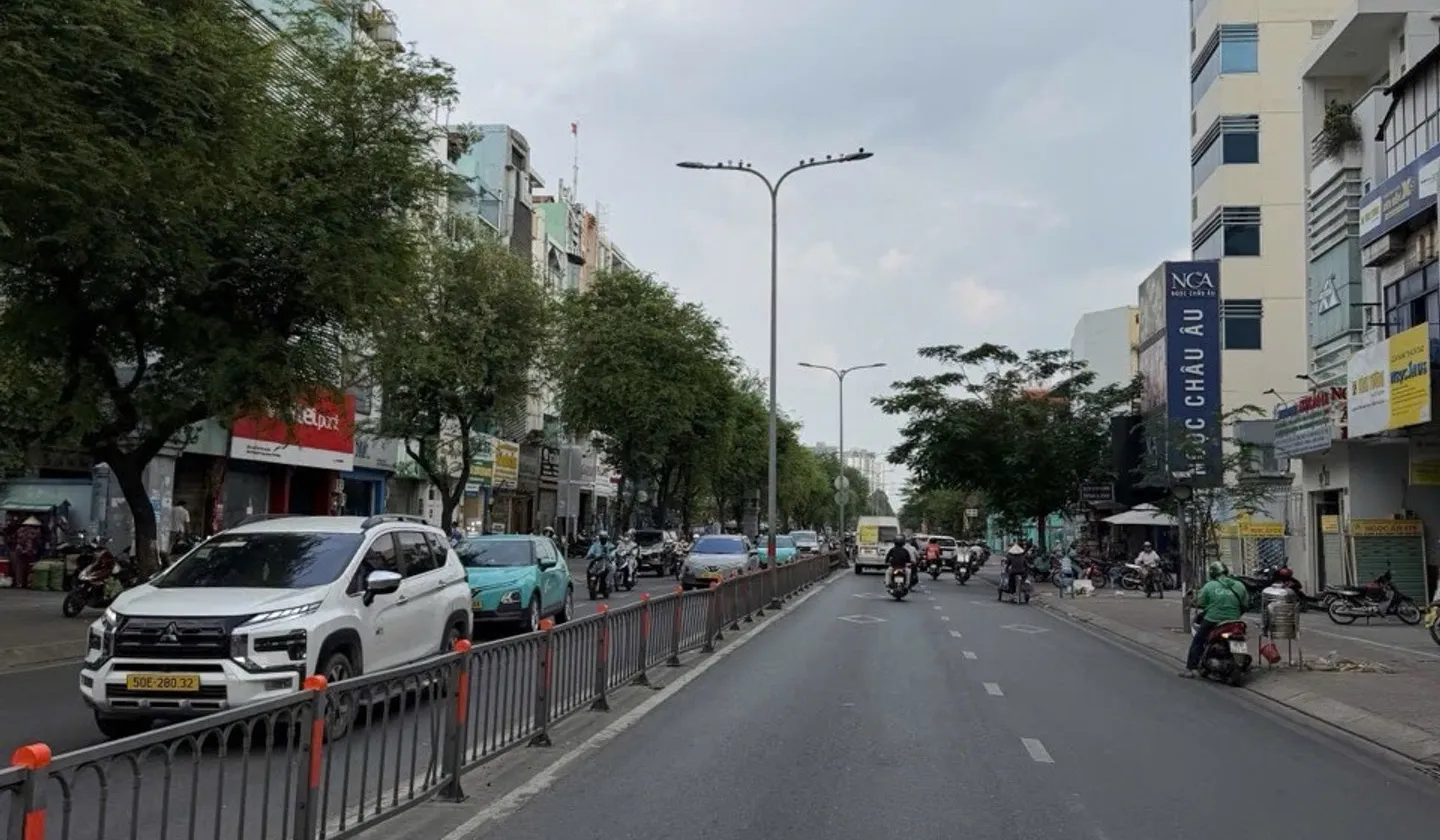 Nhà mặt phố 5 tầng gần chợ vải Tân Bình, diện tích 94m², giá 35 tỷ... Bán nhà mặt phố tại Tân Hòa, Hồ Chí Minh 01