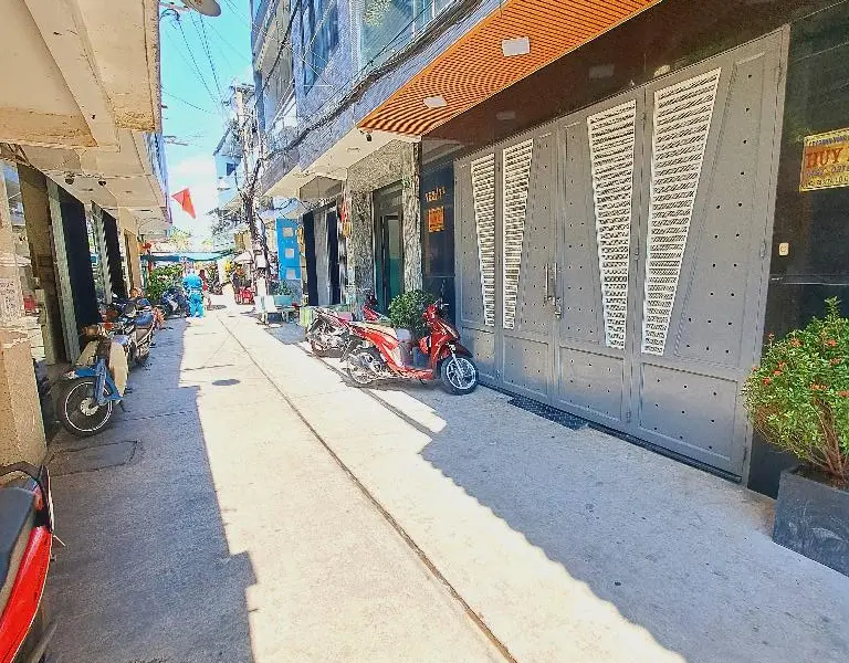 Bán nhà riêng 4 tầng diện tích 92 m2 tại phường 9, Quận 6, hướng Đông Nam... Bán nhà riêng tại Bình Tây, Hồ Chí Minh 01