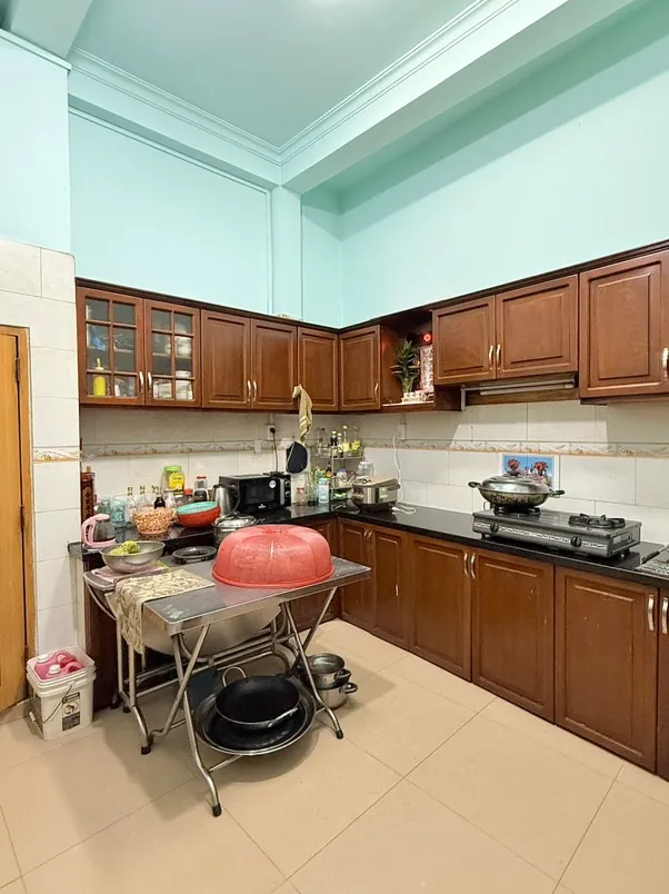 Nhà 4 tầng hẻm rộng thông thoáng tại Vĩnh Viễn, trung tâm Quận 10 - Chủ gấp gấp... Bán nhà riêng tại Diên Hồng, Hồ Chí Minh 01