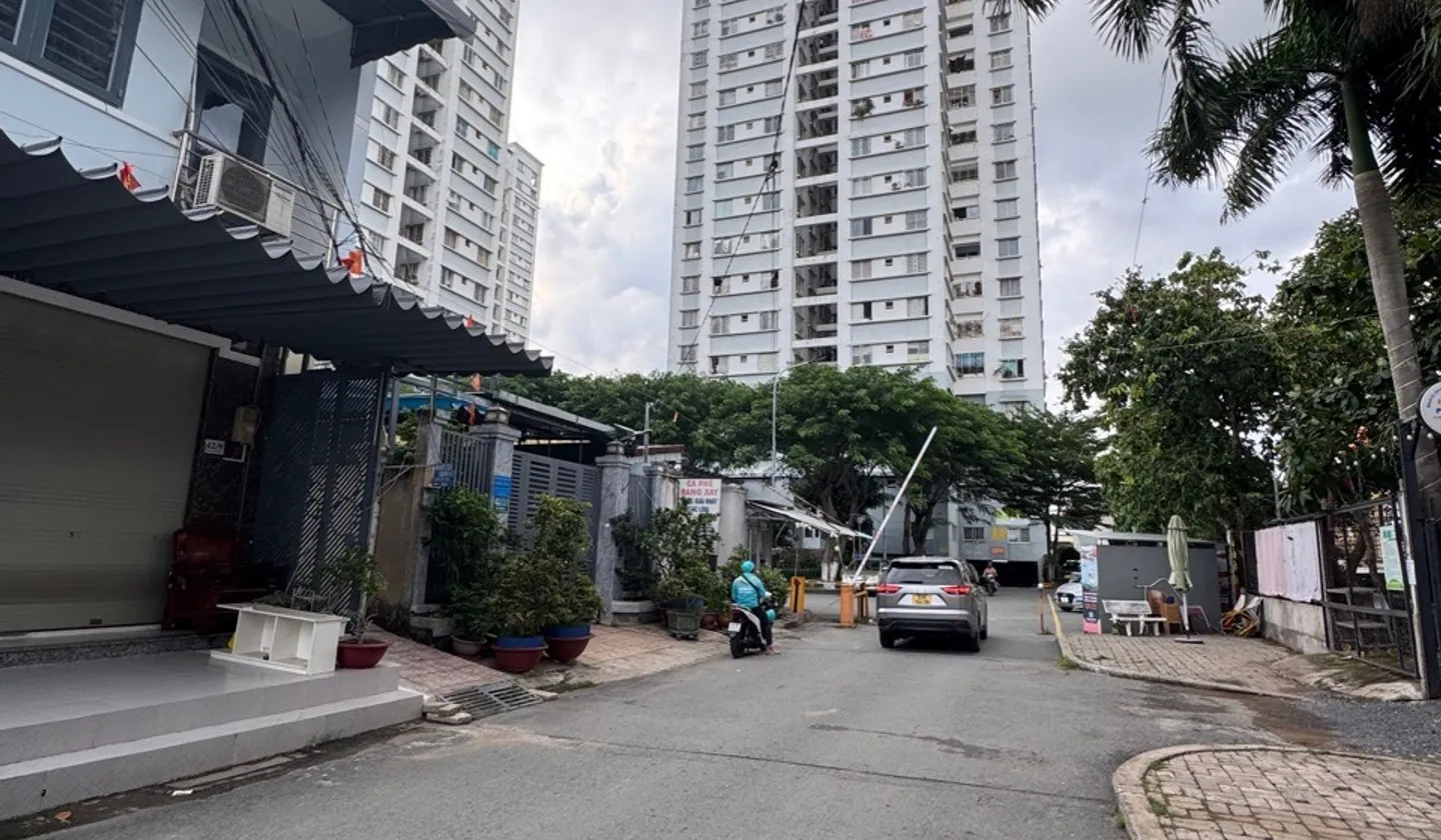 Đất Mặt Tiền Phân Lô Cao Cấp Liền Kề Khu Phú Mỹ Thuận... Bán đất tại Nhà Bè, Hồ Chí Minh 01