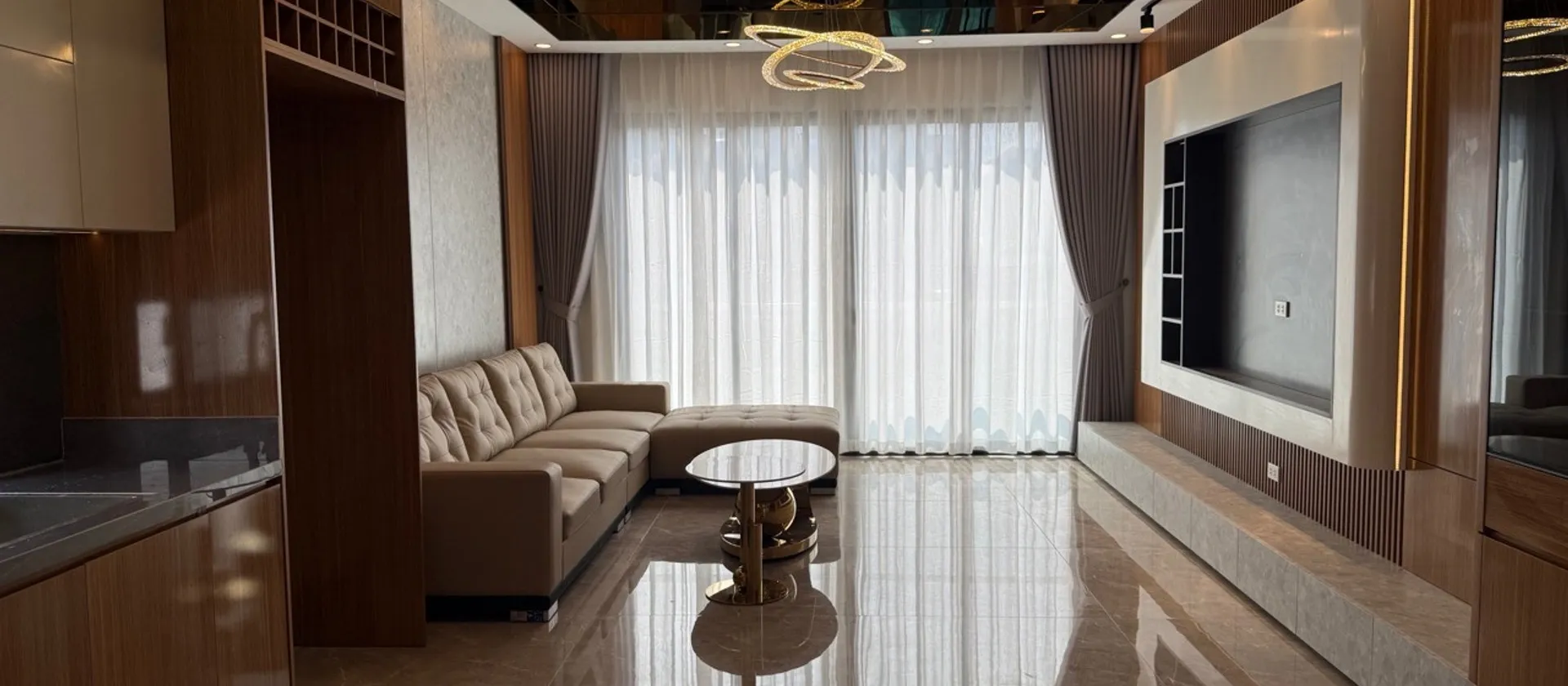 Nhà lô góc 6 tầng tại trung tâm khu tái định cư Ngọc Thụy, thiết kế hiện đại và tiện nghi... Bán nhà riêng tại Bồ Đề, Hà Nội 01