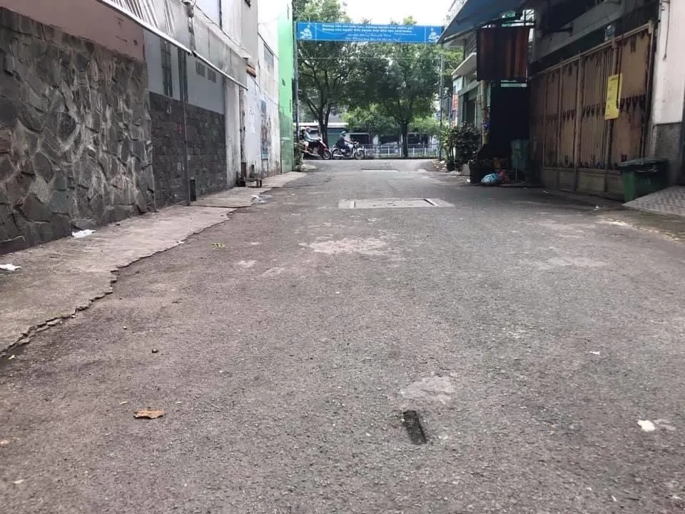 Bán nhà riêng 3 tầng phường 14 Quận Phú Nhuận, hẻm xe hơi 8m, 66m2, 8 phòng ngủ... Bán nhà riêng tại Phú Nhuận, Hồ Chí Minh 01