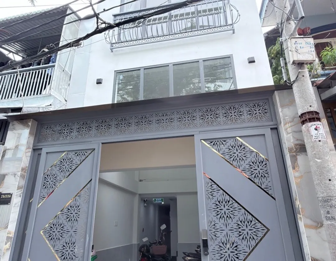 Cơ hội sở hữu nhà 5 tầng giá tốt tại phường An Hội Đông, TP.HCM... Bán nhà riêng tại An Hội Đông, Hồ Chí Minh 01