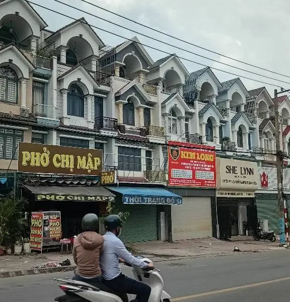 Bán nhà mặt phố 4 tầng 88m2 tại Phường Đông Hòa, Dĩ An giá 7.5 tỷ... Bán nhà mặt phố tại Đông Hòa, Hồ Chí Minh 01