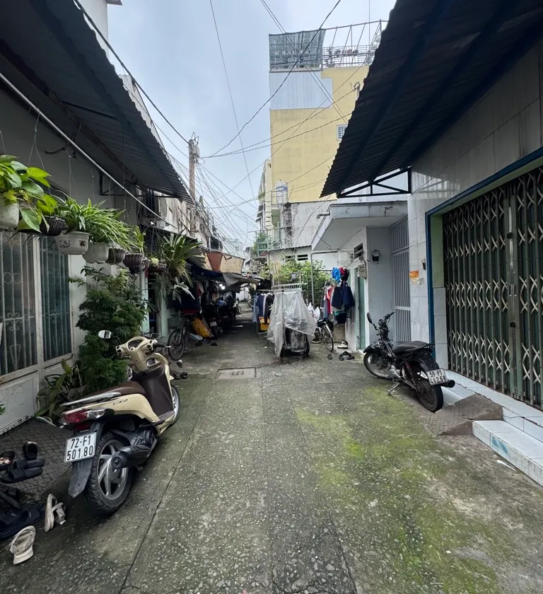 Cơ hội vàng sở hữu nhà 4 phòng trọ tại Song Hành, Quận 12... Bán owner_side tại Trung Mỹ Tây, Hồ Chí Minh 01