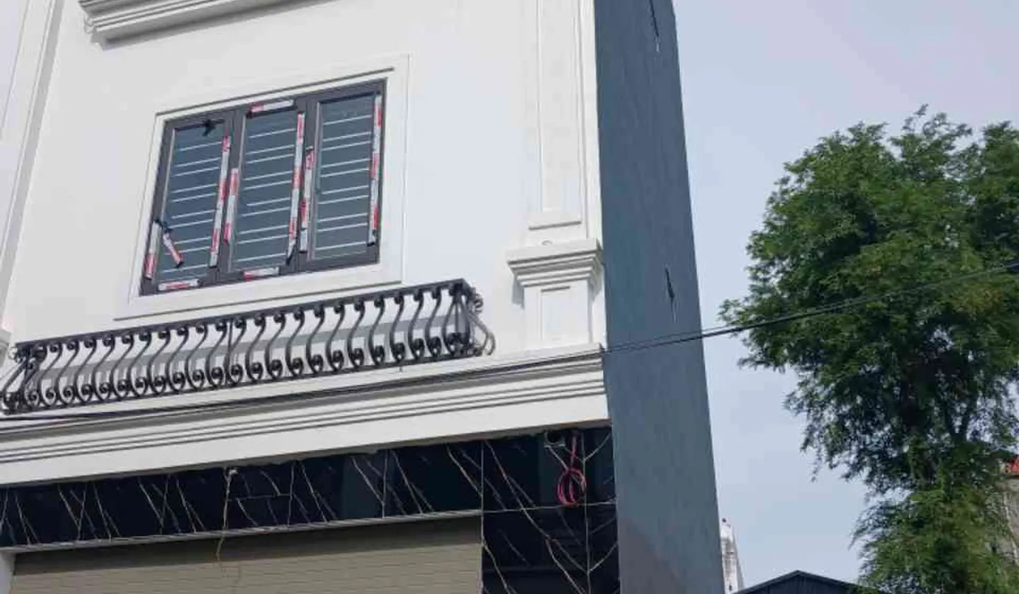 Nhà 4 tầng hiện đại, khu dân trí cao, gần trường học... Bán nhà riêng tại Đông Hải, Hải Phòng 01
