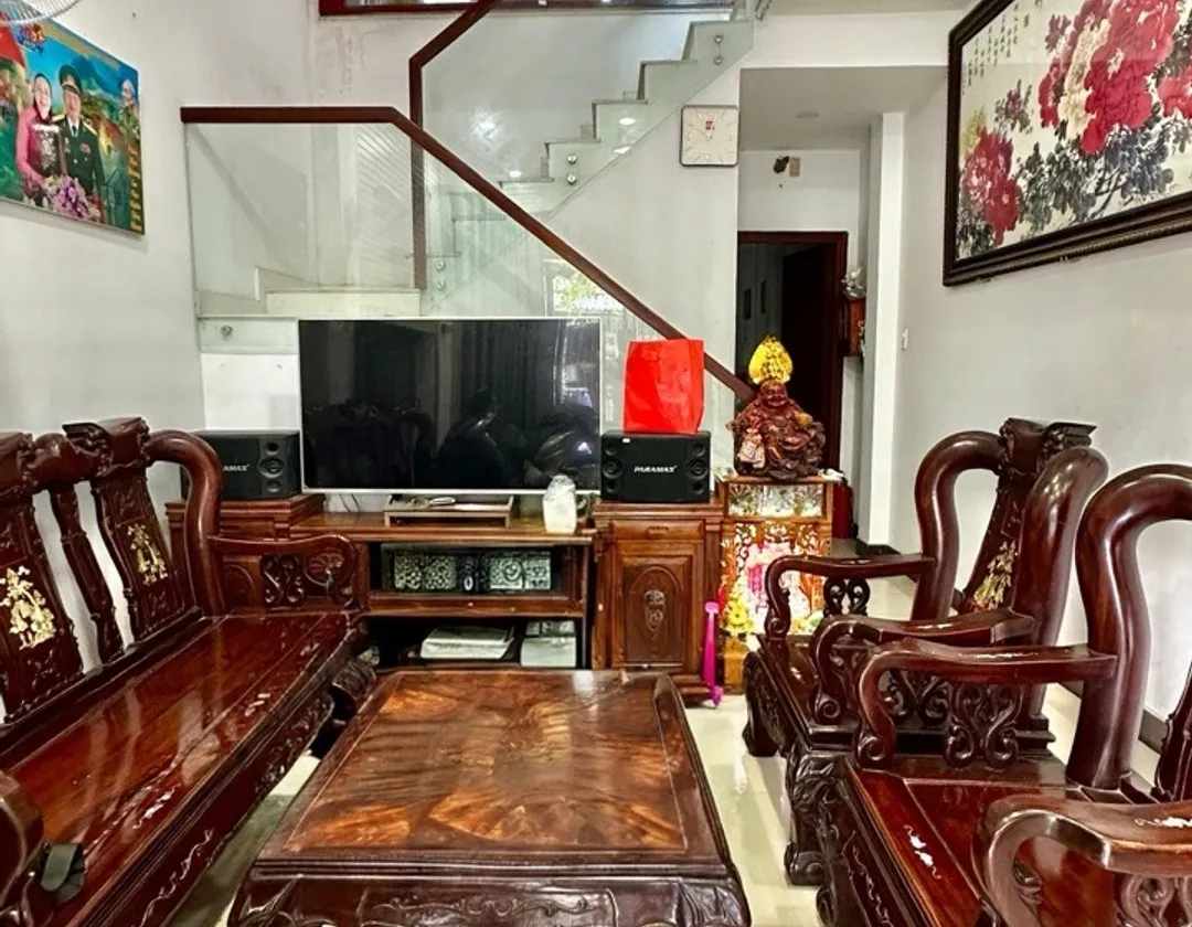 Nhà riêng 3 tầng tại xã Bà Điểm, Hồ Chí Minh với mặt tiền rộng 6,9m... Bán nhà riêng tại Bà Điểm, Hồ Chí Minh 01