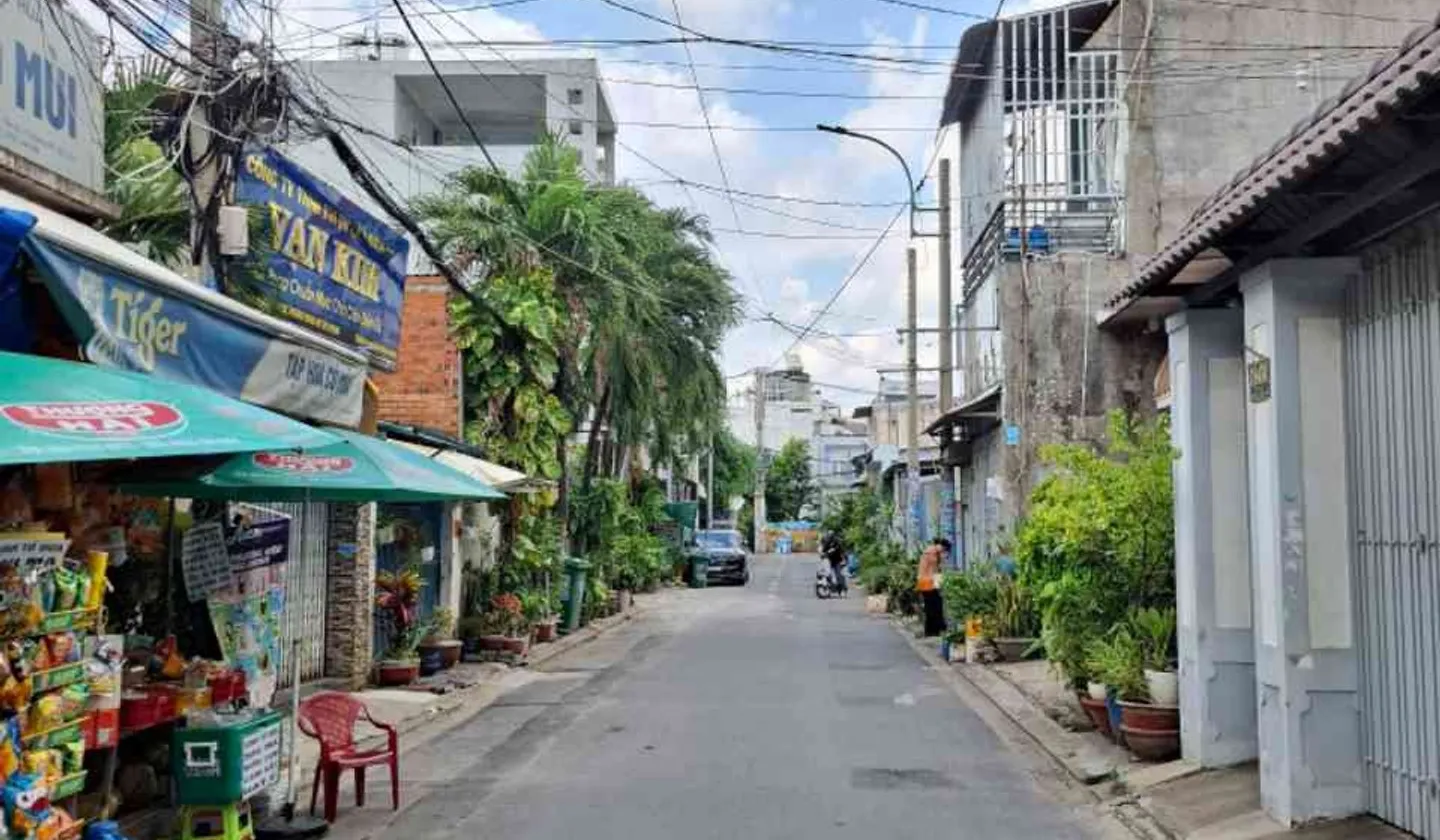 Bán nhà mặt phố 1 tầng 92m2 giá 7.2 tỷ tại quận sầm uất... Bán nhà mặt phố tại Trung Mỹ Tây, Hồ Chí Minh 01