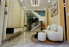 Nhà xinh trung tâm Quận 8, sẵn nội thất, hẻm thông thoáng... Bán nhà riêng tại Chánh Hưng, Hồ Chí Minh 01