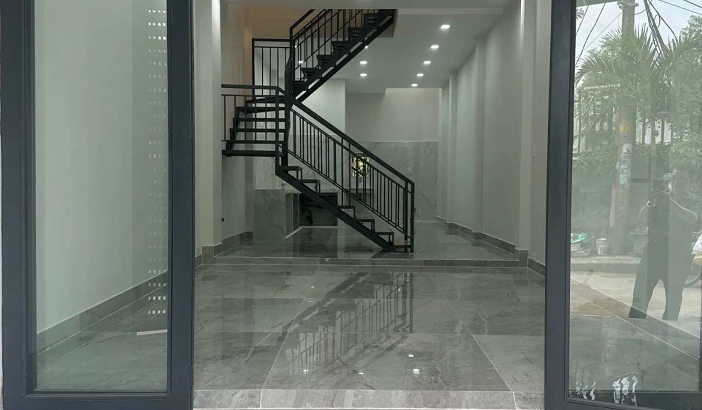 BÁN NHÀ- ĐƯỜNG 6M- 2 TẦNG- NGUYỄN XIỂN-75M2- 5,8 TỶ... Bán nhà riêng tại Long Bình, Hồ Chí Minh 01