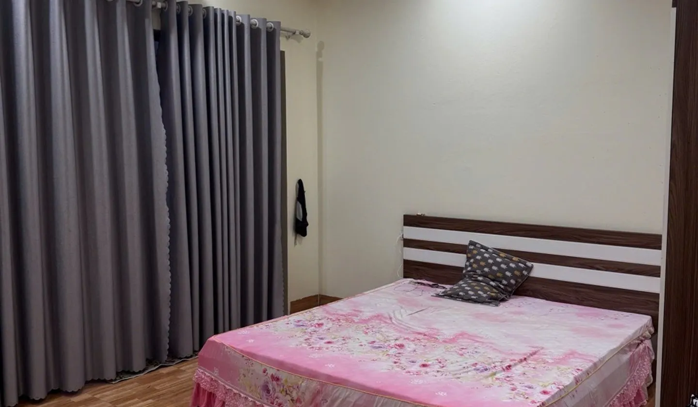 Bán nhà 5 tầng khu đô thị Him Lam Đại Phúc.
Diện tích 75m².
Mặt tiền 5m.
Nằm ngay cao tốc Hà Nội -... Bán Shophouse tại Võ Cường, Bắc Ninh 01