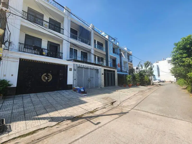Bán nhà mặt phố đường Số 1, quận dân trí cao, diện tích 95m2, 4 tầng, pháp lý rõ ràng... Bán nhà mặt phố tại Bình Đông, Hồ Chí Minh 01