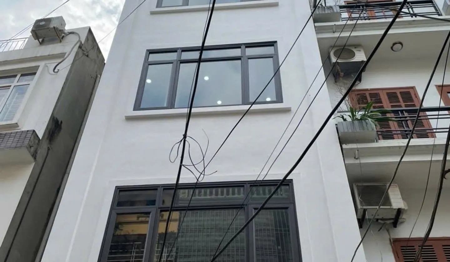 Nhà Lô Góc 5 Tầng, Ô Tô Tránh, Vỉa Hè Rộng Tại Thanh Bình . Chỉ 7.2 tỷ... Bán nhà riêng tại Hà Đông, Hà Nội 01