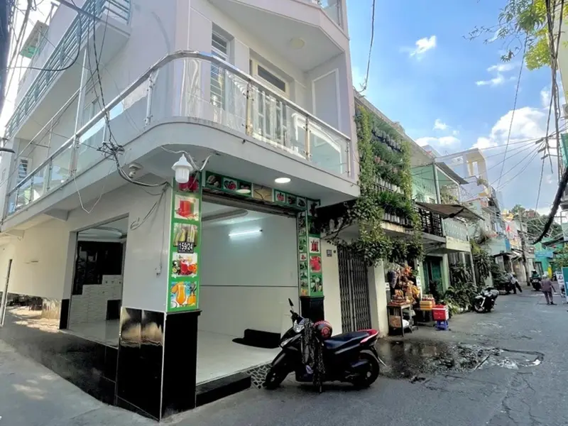 Nhà đẹp HXH đường Dạ Nam, P1, Q8, Ngang 4m x 14m,... Bán nhà riêng tại Chánh Hưng, Hồ Chí Minh 01