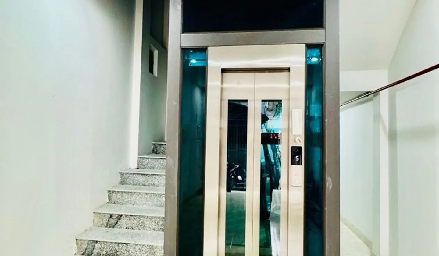 Nhà đẹp mặt ngõ ô tô, thang máy, dòng tiền 50 triệu/tháng tại Quận Hoàng Mai... Bán nhà riêng tại Tương Mai, Hà Nội 01