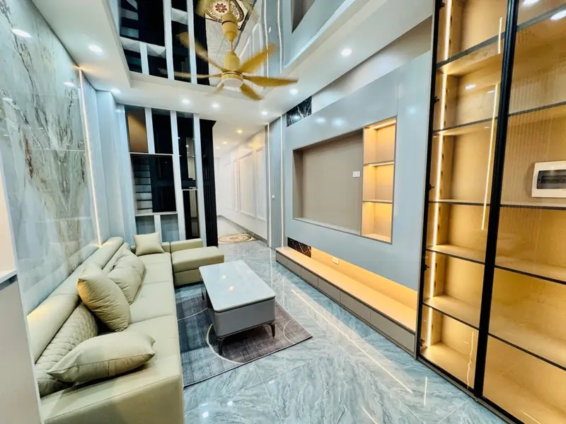 🏡🎯 13.5 TỶ – BÁN NHÀ:NGÃ TƯ SỞ - TÔ VĨNH DIỆN 46 M2 X 6T THANG MÁY, 8 NGỦ, FULL NỘI THẤT.NGÕ 2M.... Bán nhà riêng tại Khương Đình, Hà Nội 01