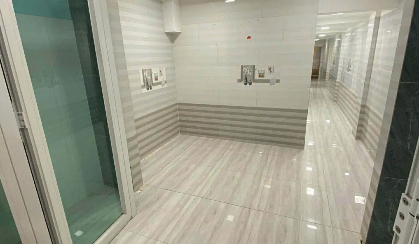 NHỈNH 2 TỶ CÓ NHÀ MẶT TIỀN SỔ HỒNG - CÁCH BỜ SÔNG 50M - KINH DOANH ĐỈNH - OTO ĐẬU NGÀY ĐÊM.... Bán căn hộ chung cư tại Bình Quới, Hồ Chí Minh 01