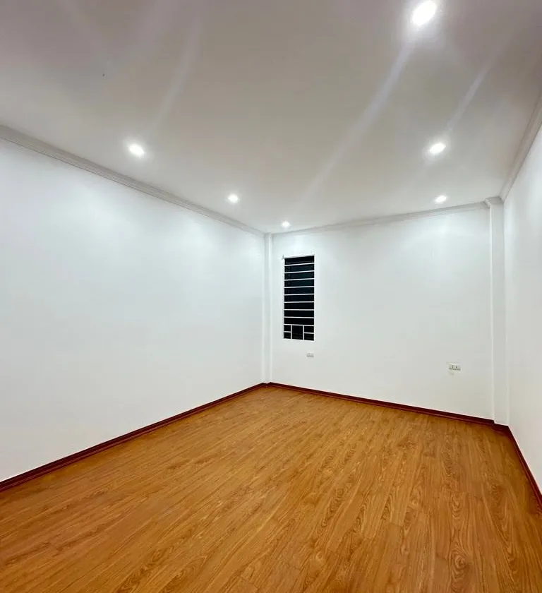 Nhà 5 tầng trung tâm Long Biên, ô tô đỗ cửa - Giá hạ gấp đón Tết... Bán nhà riêng tại Long Biên, Hà Nội 01