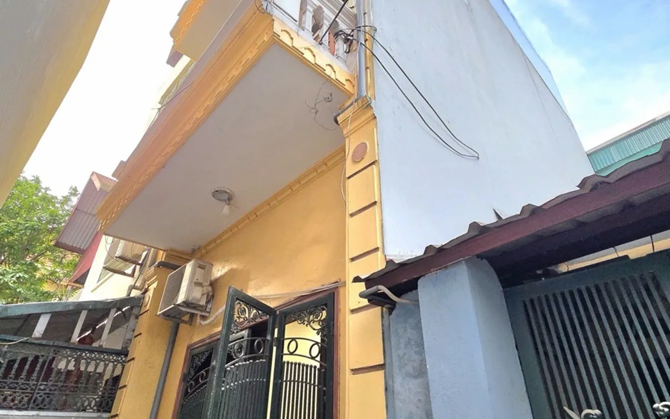 Nhà 4 tầng thoáng mát, gần phố, sổ vuông đẹp... Bán nhà riêng tại Nam Phù, Hà Nội 01