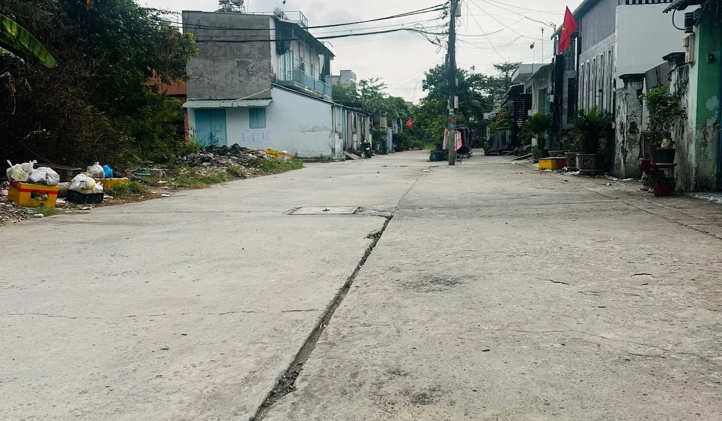 Nhà 2 tầng kiên cố, đầu tư sinh lời ngay trung tâm... Bán nhà riêng tại Xuân Thới Sơn, Hồ Chí Minh 01