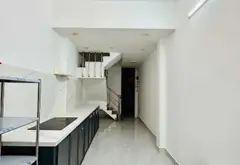Nhà 5 tầng, hẻm ô tô, 48m2, sổ đẹp nở hậu, chỉ 5 tỷ nhỉnh... Bán nhà riêng tại Khánh Hội, Hồ Chí Minh 02