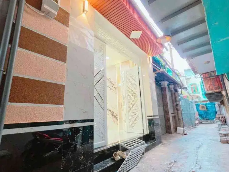 Nhà 5 tầng xinh xắn trung tâm Quận 8 giá tốt... Bán nhà riêng tại Chánh Hưng, Hồ Chí Minh 01