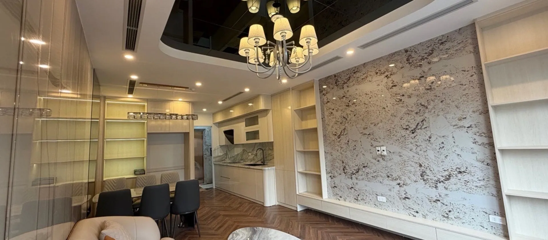 Bán nhà riêng 6 tầng có thang máy tại phường Đống Đa, Hà Nội, mặt tiền rộng 4.1m... Bán nhà riêng tại Đống Đa, Hà Nội 01