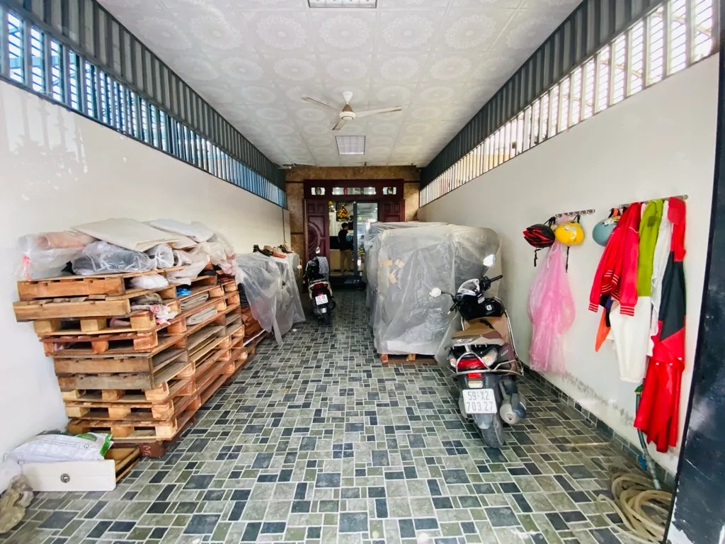 NHÀ 1 TRỆT 2 LẦU + TUM – 123M² – XE HƠI
TRÁNH – SỔ HỒNG RIÊNG... Bán nhà mặt phố tại Hiệp Bình, Hồ Chí Minh 01
