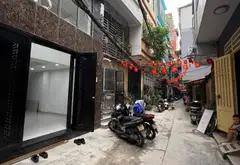 Nhà đẹp -Thang máy -Ô tô VF vào nhà -Phố BẠCH MAI -Dt 39,3m -6 tầng Thang máy -Mt 4,4m -Chào 13,5 t... Bán nhà riêng tại Bạch Mai, Hà Nội 01
