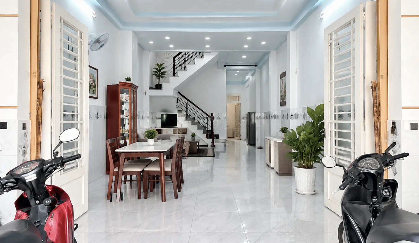 MẶT TIỀN ĐƯỜNG SỐ 25 – BÌNH PHÚ QUẬN 6 – 4 TẦNG – DÒNG TIỀN 35TR/THÁNG – NHỈNH 10TỶ... Bán nhà mặt phố tại Bình Phú, Hồ Chí Minh 01